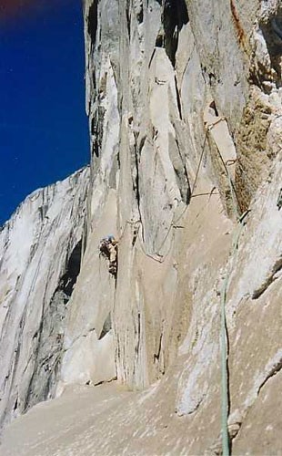 Climber leading pitch 9 and deciding to take the A3 variation instead ...