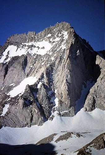 500mm telephoto of Bear Creek Spire from just above Mack Lake