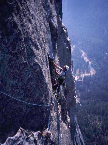 Chris Mac leading pitch 19 on the first one day ascent.