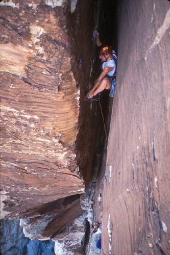 Roxanna Brock on one of the many chimney pitches of Epinephrine, Red R...