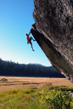 Cold Canyon - Tuolumne Bouldering, CA, USA. Click to Enlarge