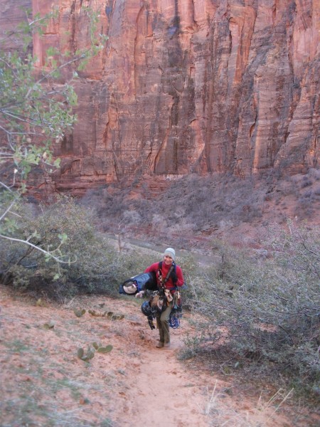 How the hell are you supposed to carry a portaledge, anyway?
