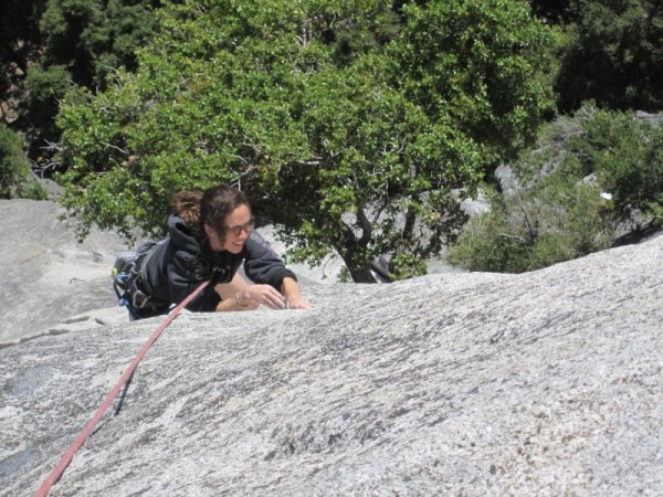 Serenity Crack, Megan cruising the finger crack in P3