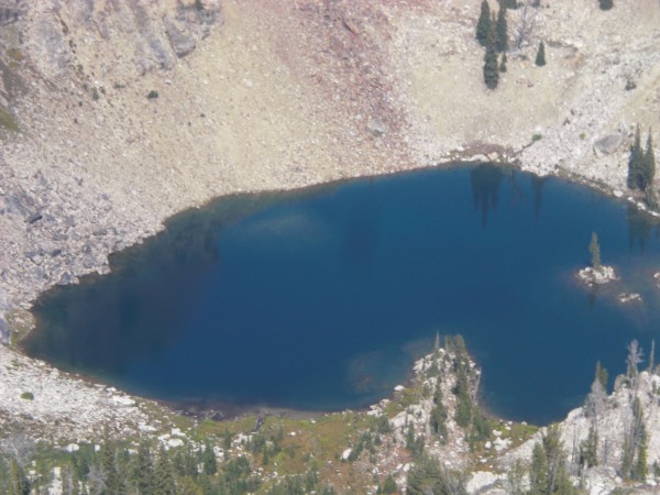 unnamed lake form atop p3