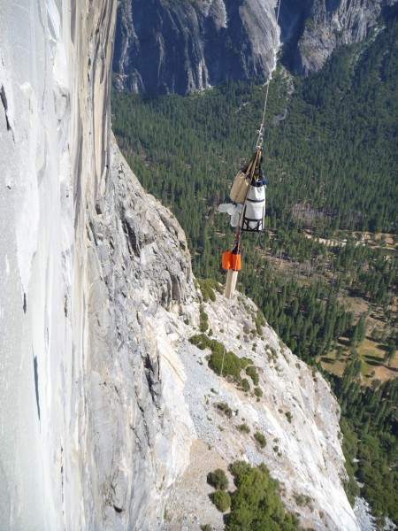 You can really tell how steep the wall is by the distance of the bags ...