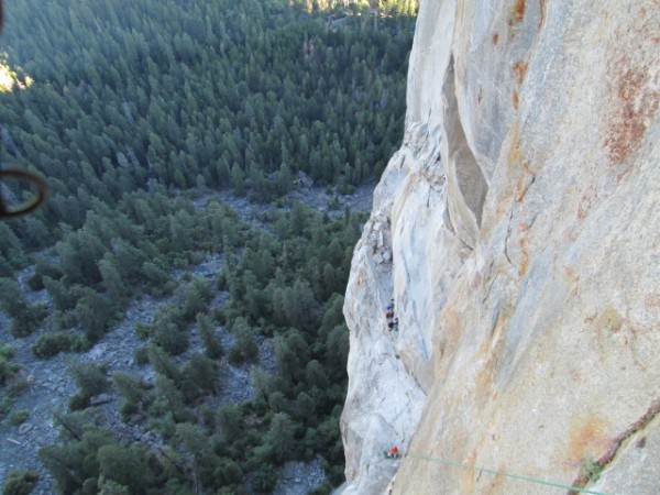 looking down on the ledge from top of 4th pitch