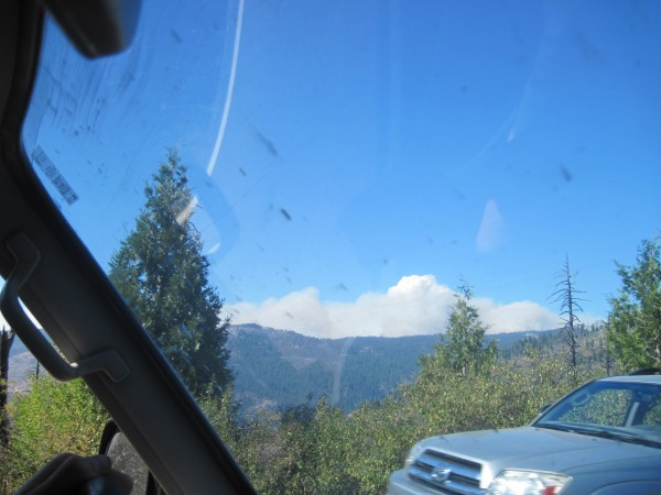 theres the first look at the rim fire as driving in from wawona.