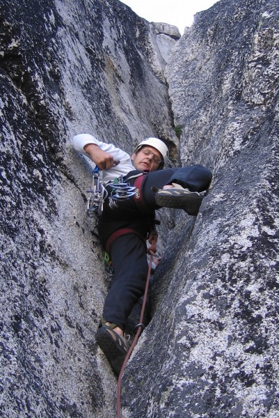 Walt leading the offwidth pitch