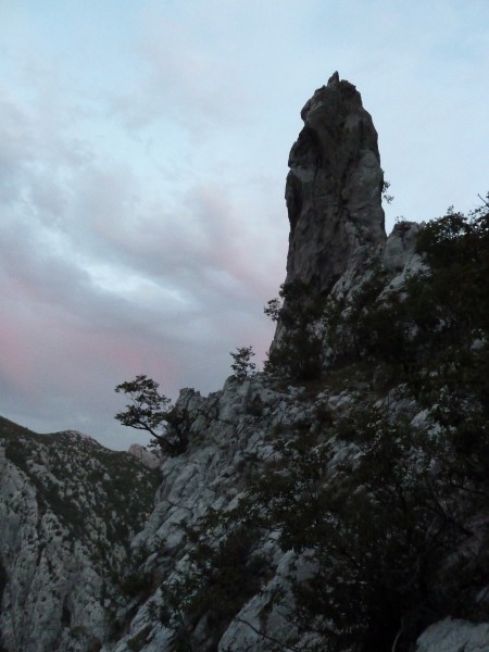 On our last evening in Croatia we ran up a super fun 5.7ish trad line ...