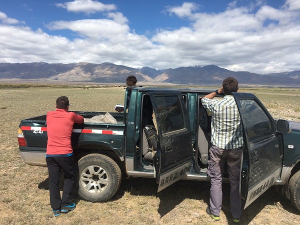 Checking out the border patrols on the southern side of the Sauyr Rang...