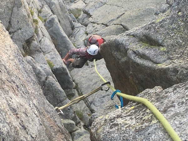 P5 really enjoyable ~5.9 crack/corner with a fun 5.8 chimney to leave ...