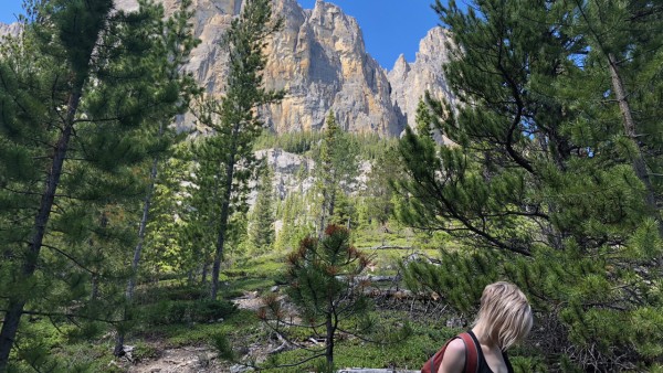 1. hiking out below the phantom bluffs and the epitaph wall; 21.05.201...