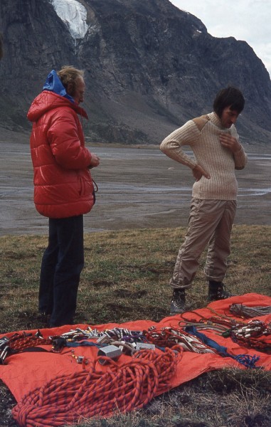 Ken and Dave consider the gear options.....