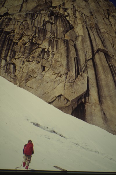 Looking up to the initial corner and cracks above.