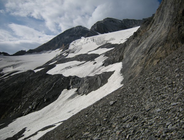 Now on the West side, almost down, looking back at our descent track.