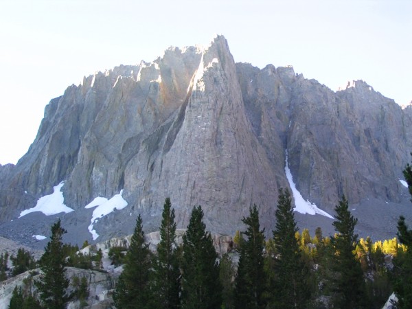 The peak looks BEAUTIFUL! Dark star runs up the big ol' buttress in th...